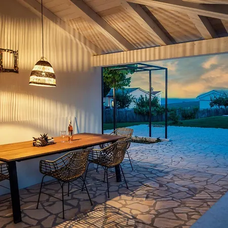 Casa Mirna For 7 People Near Pula With Sea View & Only 2 Km From The Sea Villa