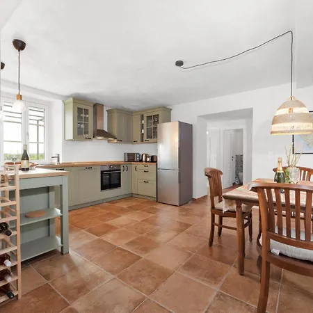 Vila Casa Mirna For 7 People Near Pula With Sea View & Only 2 Km From The Sea *