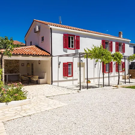 Casa Mirna For 7 People Near Pula With Sea View & Only 2 Km From The Sea * Peruški